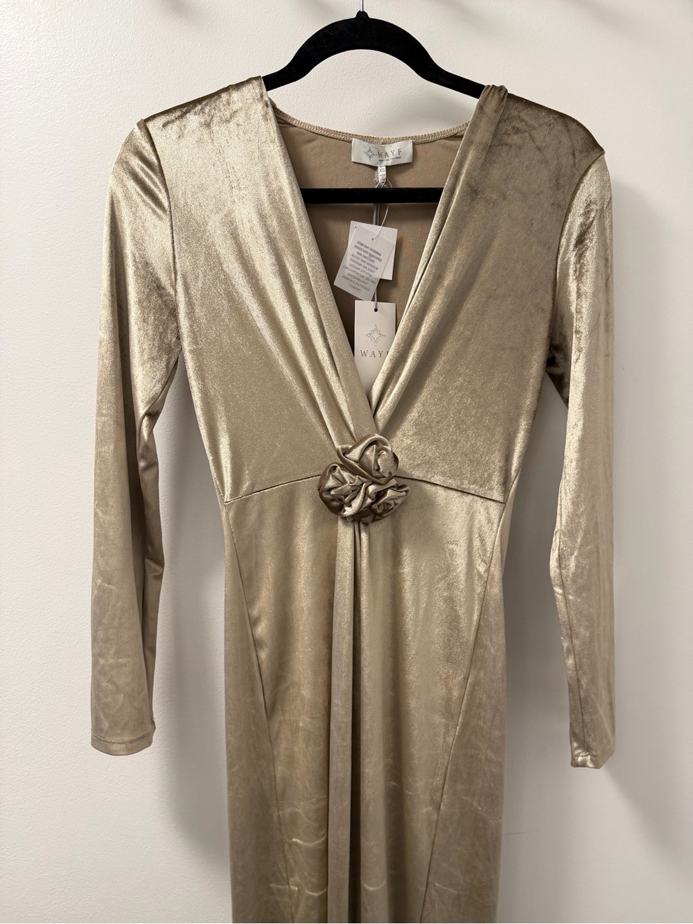 NWT Wayf Metallic Gold Long Sleeve Velvet Wrap Dress with Rosette Size XS